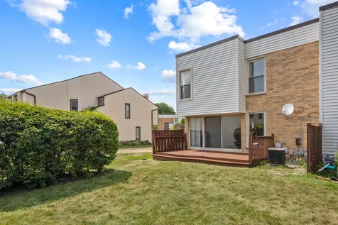 369 Cedar Tree Court Hoffman Estates IL 60169