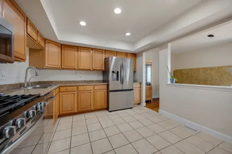 369 Cedar Tree Court Hoffman Estates IL 60169