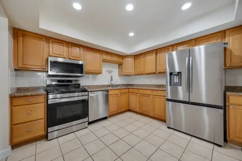369 Cedar Tree Court Hoffman Estates IL 60169