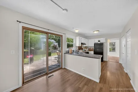 817 Montana Drive Cary IL 60013
