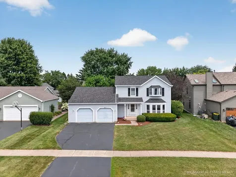 817 Montana Drive Cary IL 60013