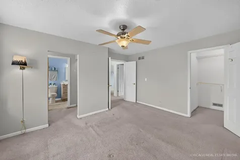 817 Montana Drive Cary IL 60013