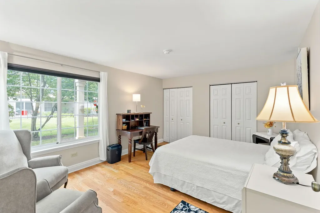 30W024 Cedar Court Warrenville IL 60555