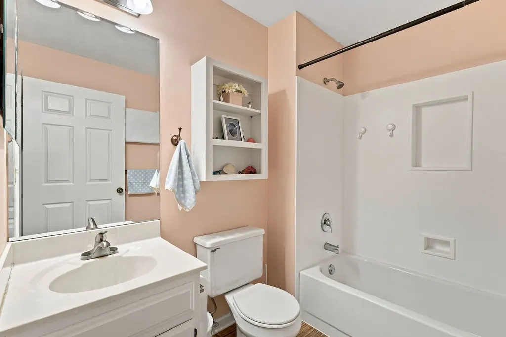 30W024 Cedar Court Warrenville IL 60555