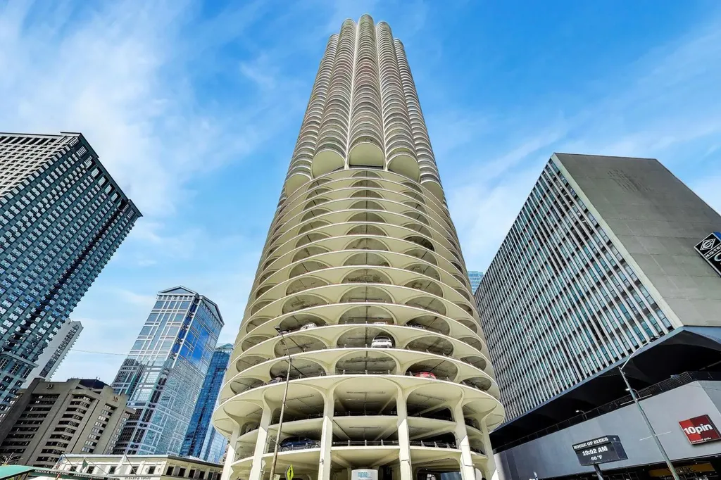 300 North State Street Chicago IL 60654