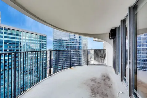 300 North State Street Chicago IL 60654
