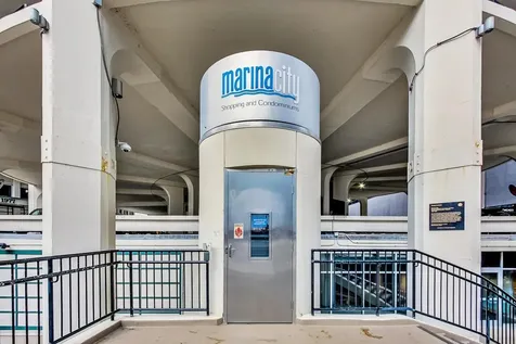 300 North State Street Chicago IL 60654