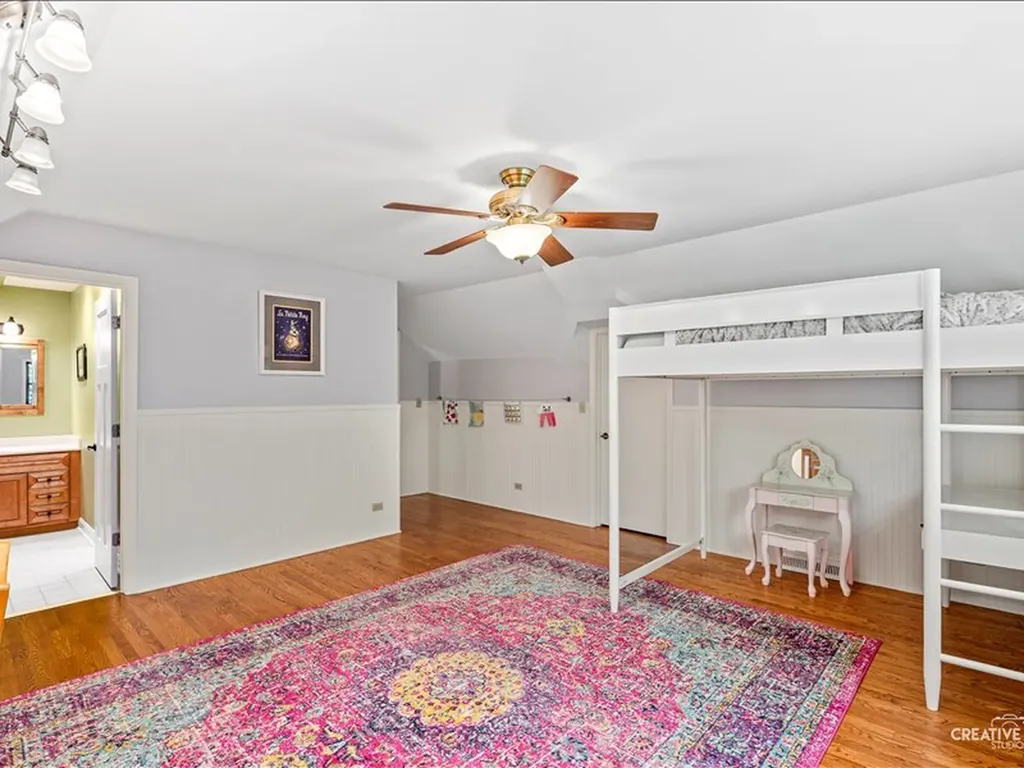 612 Bull Run Court Naperville IL 60540