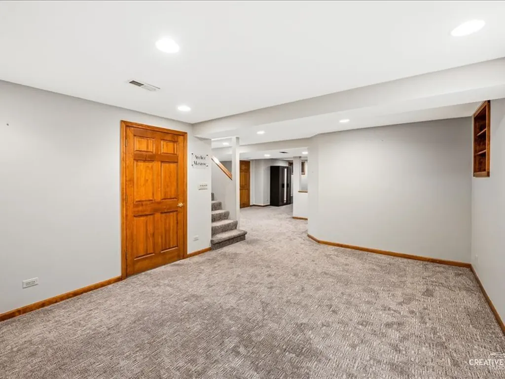 612 Bull Run Court Naperville IL 60540