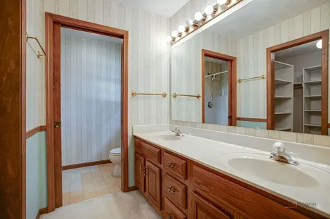 2615 4TH Street Winthrop Harbor IL 60096