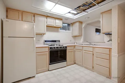 2615 4TH Street Winthrop Harbor IL 60096