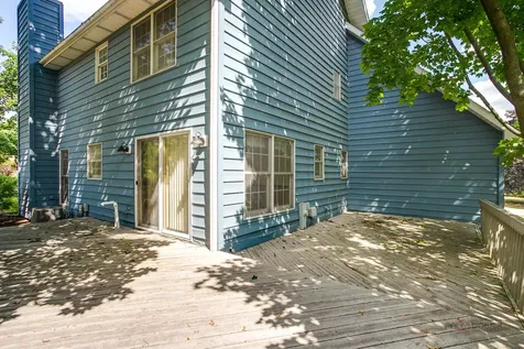 2615 4TH Street Winthrop Harbor IL 60096