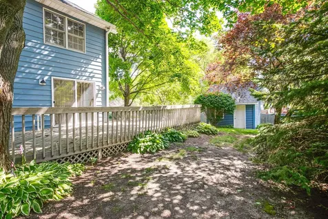 2615 4TH Street Winthrop Harbor IL 60096