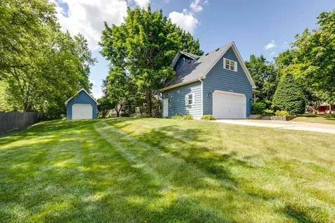2615 4TH Street Winthrop Harbor IL 60096