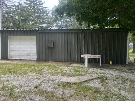 705 South Otter Creek Road Streator IL 61364