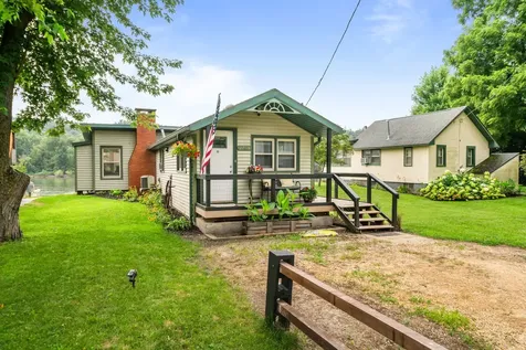 2763 South Brooks Island Road Oregon IL 61061