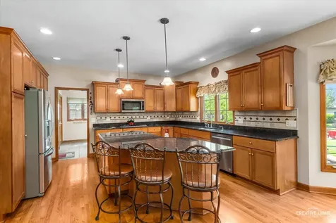 614 Pine Street Sugar Grove IL 60554