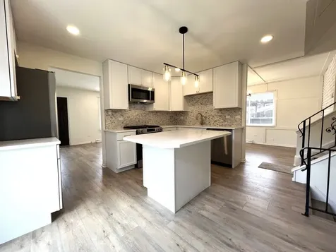 513 Superior Avenue Calumet City IL 60409