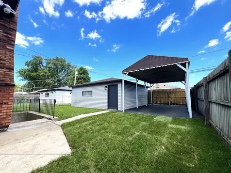 513 Superior Avenue Calumet City IL 60409