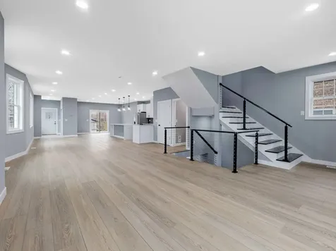 3548 Clinton Avenue Berwyn IL 60402