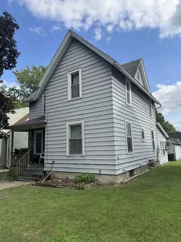 407 West 6th Street Sterling IL 61081