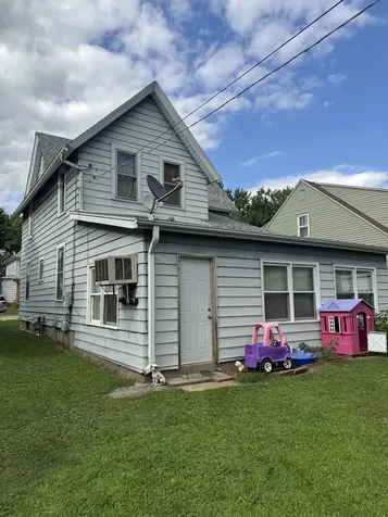 407 West 6th Street Sterling IL 61081