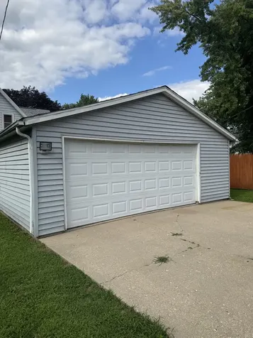 407 West 6th Street Sterling IL 61081