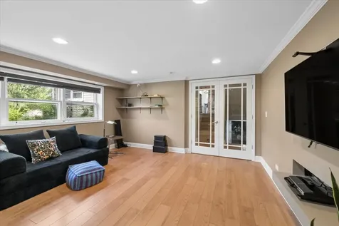 725 Buffalo Circle Carol Stream IL 60188