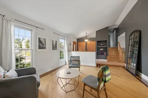 725 Buffalo Circle Carol Stream IL 60188