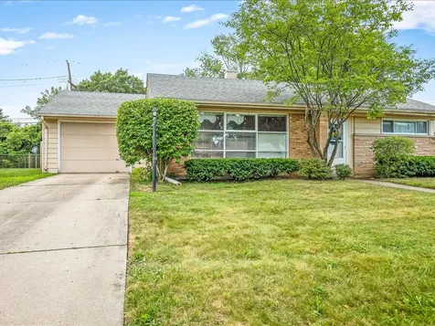 4210 Buckingham Drive Rockford IL 61107