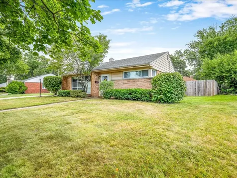 4210 Buckingham Drive Rockford IL 61107