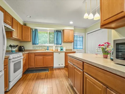 4210 Buckingham Drive Rockford IL 61107