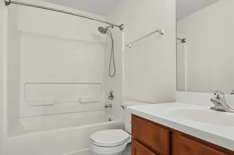 600 South Jade Lane Round Lake IL 60073