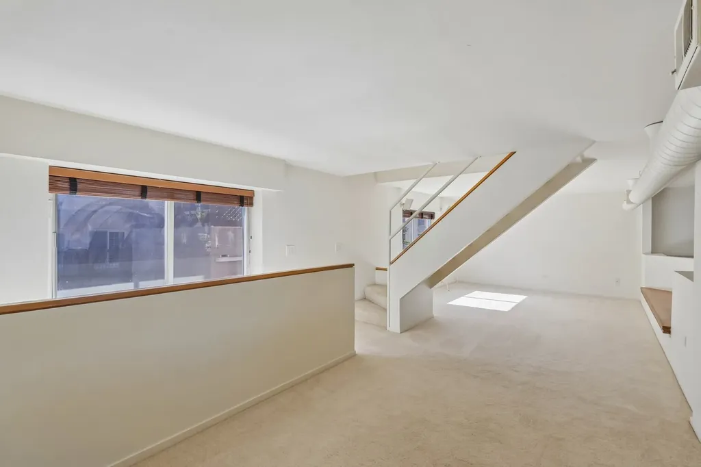 1133 West Cornelia Avenue Chicago IL 60657