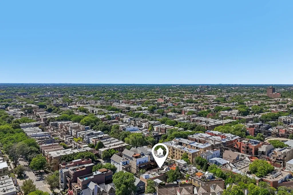 1133 West Cornelia Avenue Chicago IL 60657
