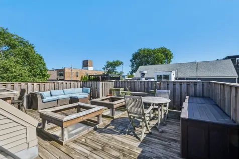 1133 West Cornelia Avenue Chicago IL 60657