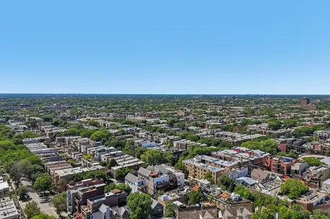 1133 West Cornelia Avenue Chicago IL 60657