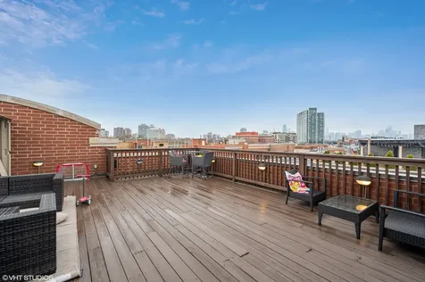 2516 North Halsted Street Chicago IL 60614
