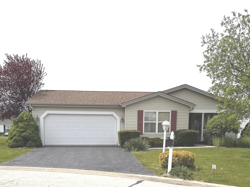 1314 Ascot Court Grayslake IL 60030