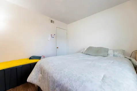 4827 West 109th Street Oak Lawn IL 60453