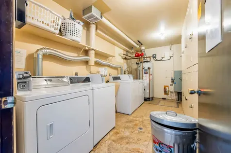 4827 West 109th Street Oak Lawn IL 60453