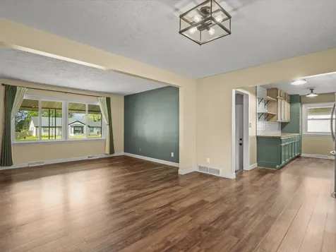 212 West North Street Durand IL 61024