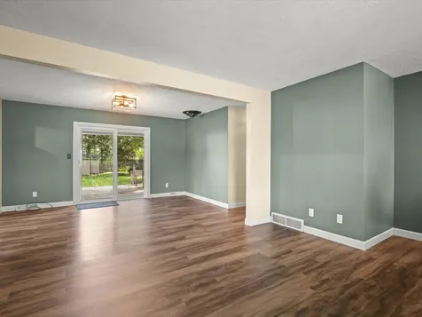 212 West North Street Durand IL 61024