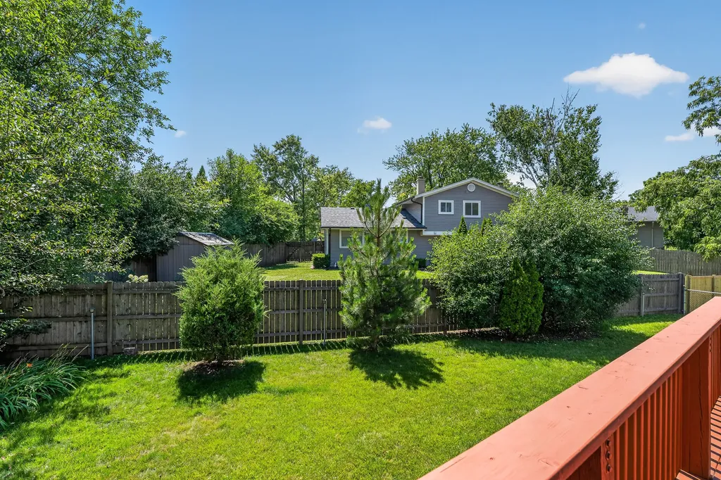 4 Devon Court Bolingbrook IL 60440