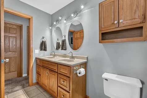 4 Devon Court Bolingbrook IL 60440