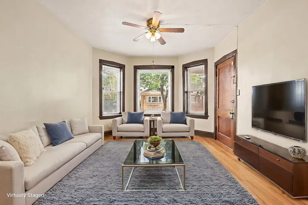 5171 West Bloomingdale Avenue Chicago IL 60639