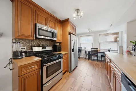 6414 37TH Street Berwyn IL 60402