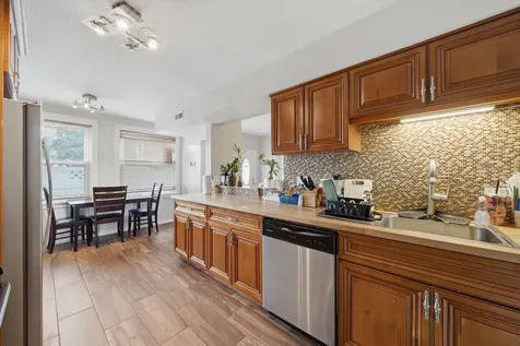 6414 37TH Street Berwyn IL 60402