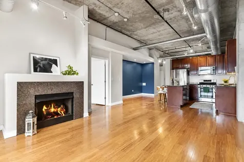 933 West Van Buren Street Chicago IL 60607