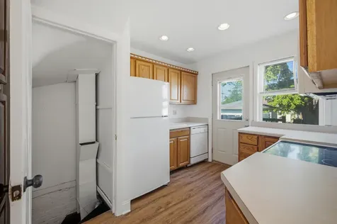 6456 South Lockwood Avenue Chicago IL 60638